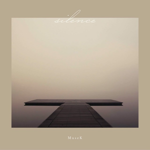 动漫女生被奖励片子
